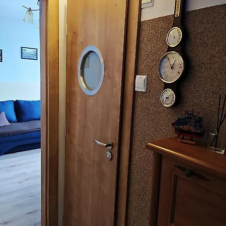 Noclegwgdyni24 Apartment