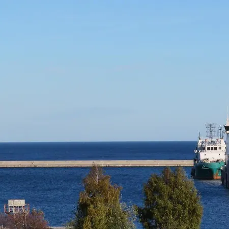 Noclegwgdyni24 Apartment *